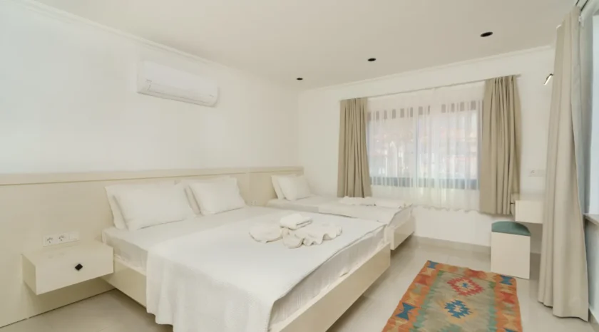 Gul Suite 1