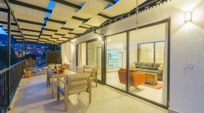 Gul Suite 30