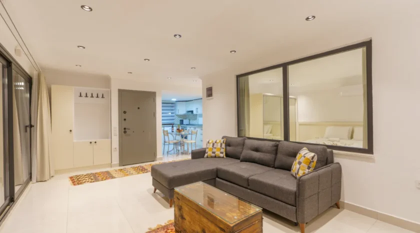 Gul Suite 38