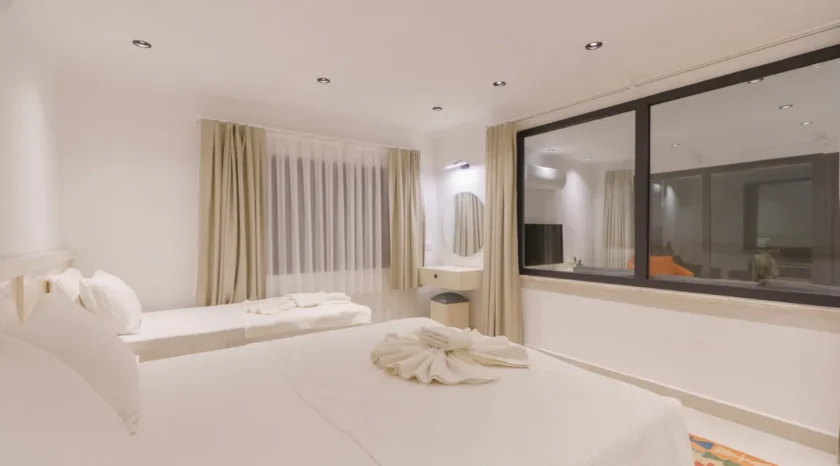Gul Suite 42