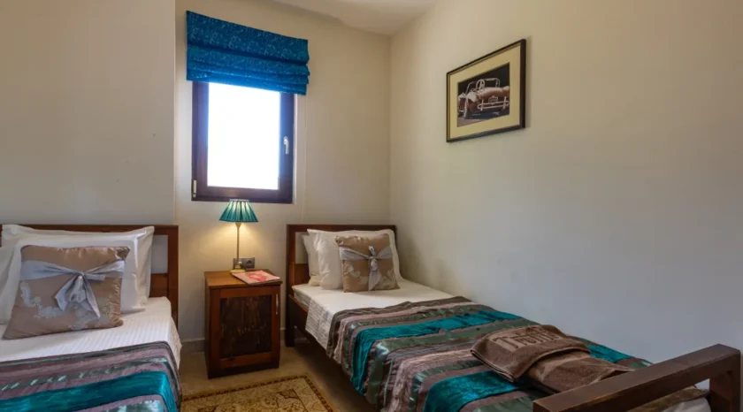 chocolate_blues_truffle_apartments-13
