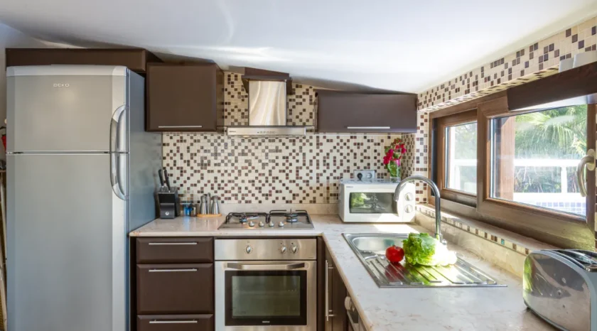chocolate_blues_truffle_apartments-26