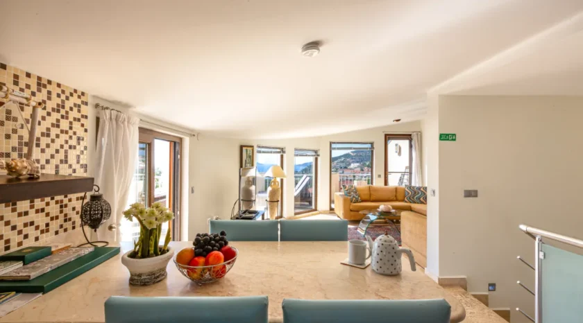 chocolate_blues_truffle_apartments-27