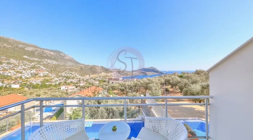 MarieVilla_ShorelineTurkey016