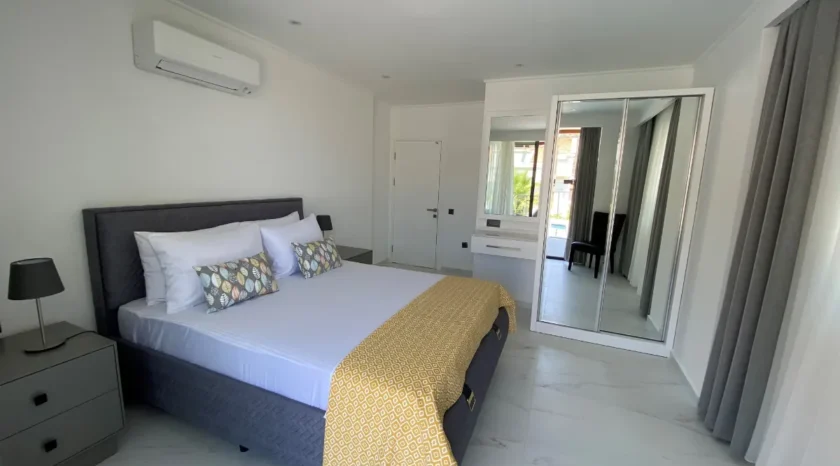 Bay Life bedroom