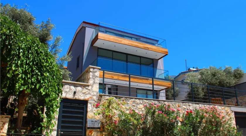 baylife10